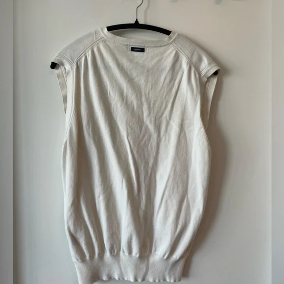 vest - Picture 2 of 2